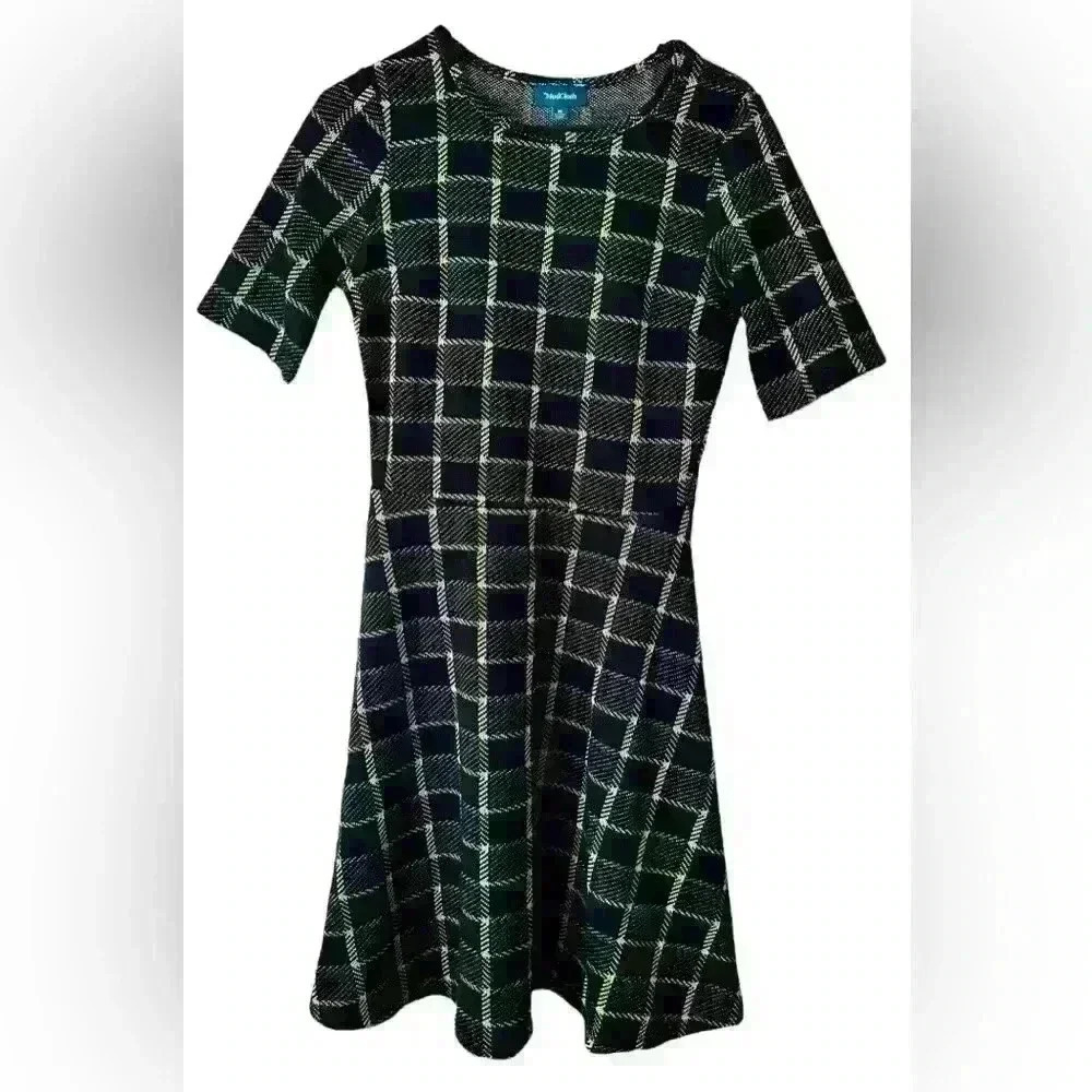 ModCloth Geometric Print Sleeveless Sweater Dress Black Gold Fit Flare Plaid Med